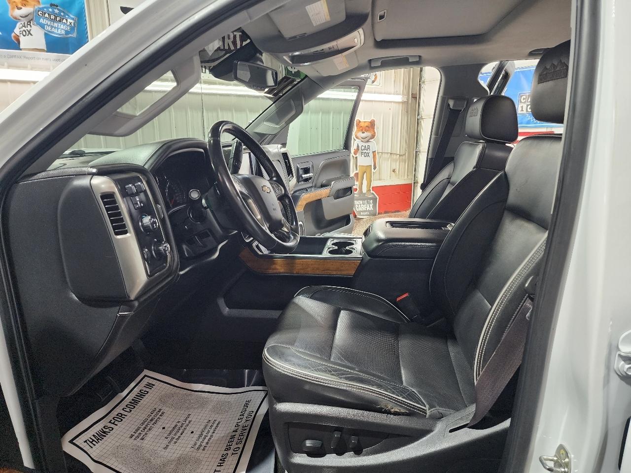 Chevrolet Silverado 2500HD 4WD Crew Cab 153.7" High Country 2017