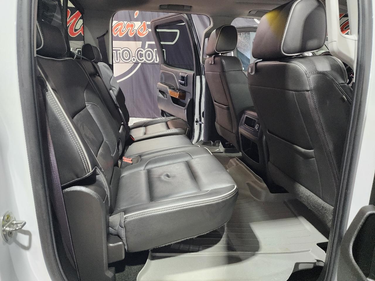 Chevrolet Silverado 2500HD 4WD Crew Cab 153.7" High Country 2017