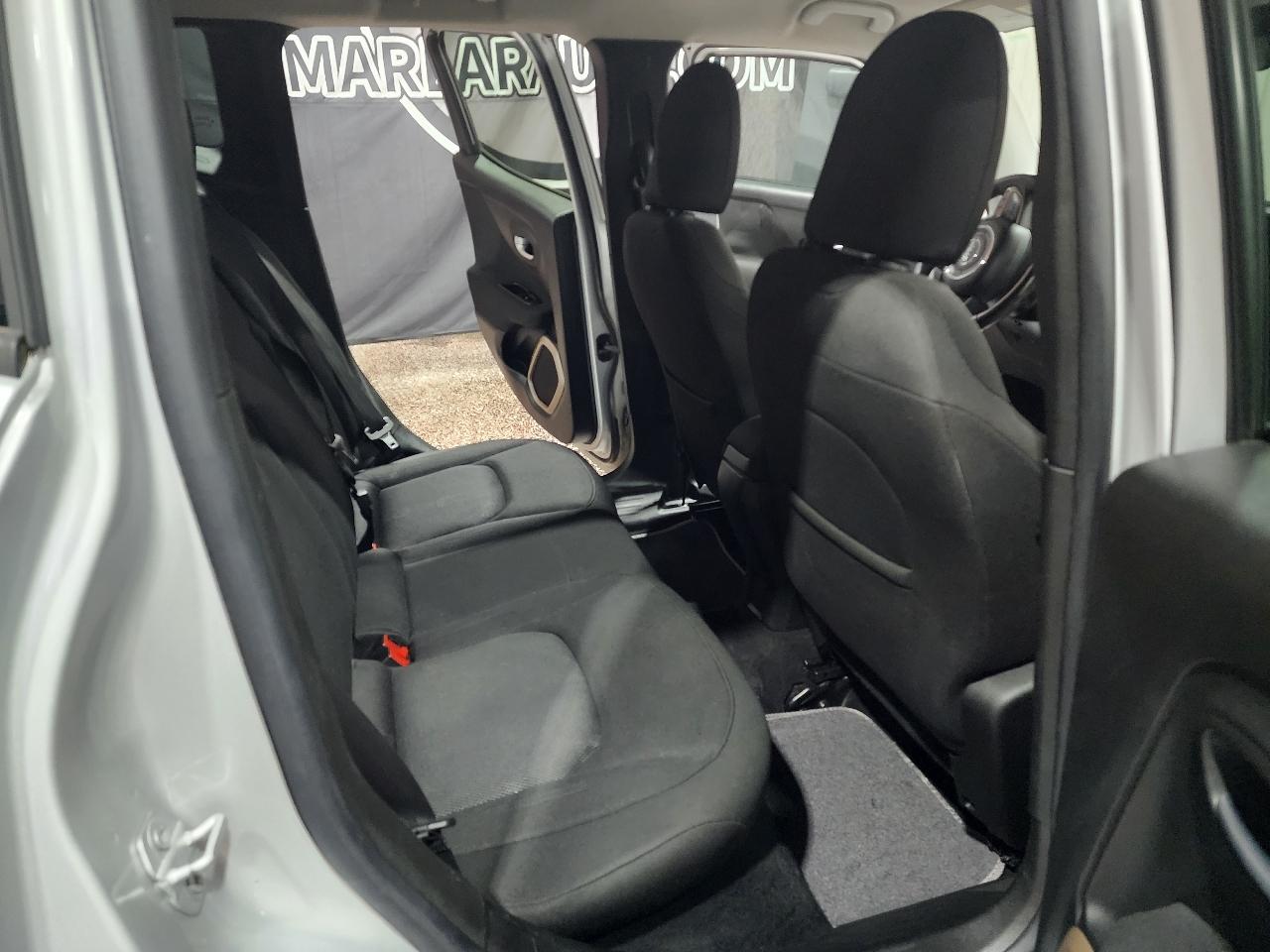 Jeep Renegade FWD 4dr Latitude 2016