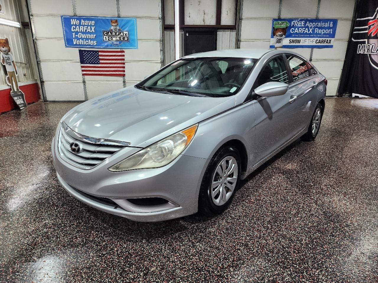 Hyundai Sonata 4dr Sdn 2.4L Auto GLS 2011