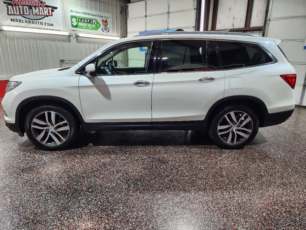 Honda Pilot Touring AWD 2017
