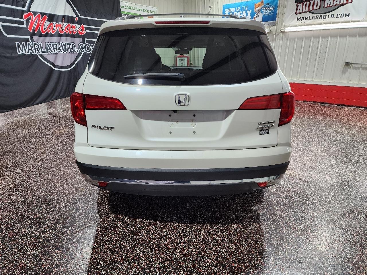 Honda Pilot Touring AWD 2017