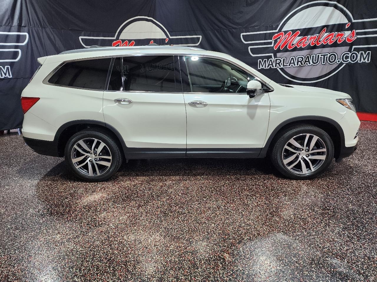 Honda Pilot Touring AWD 2017