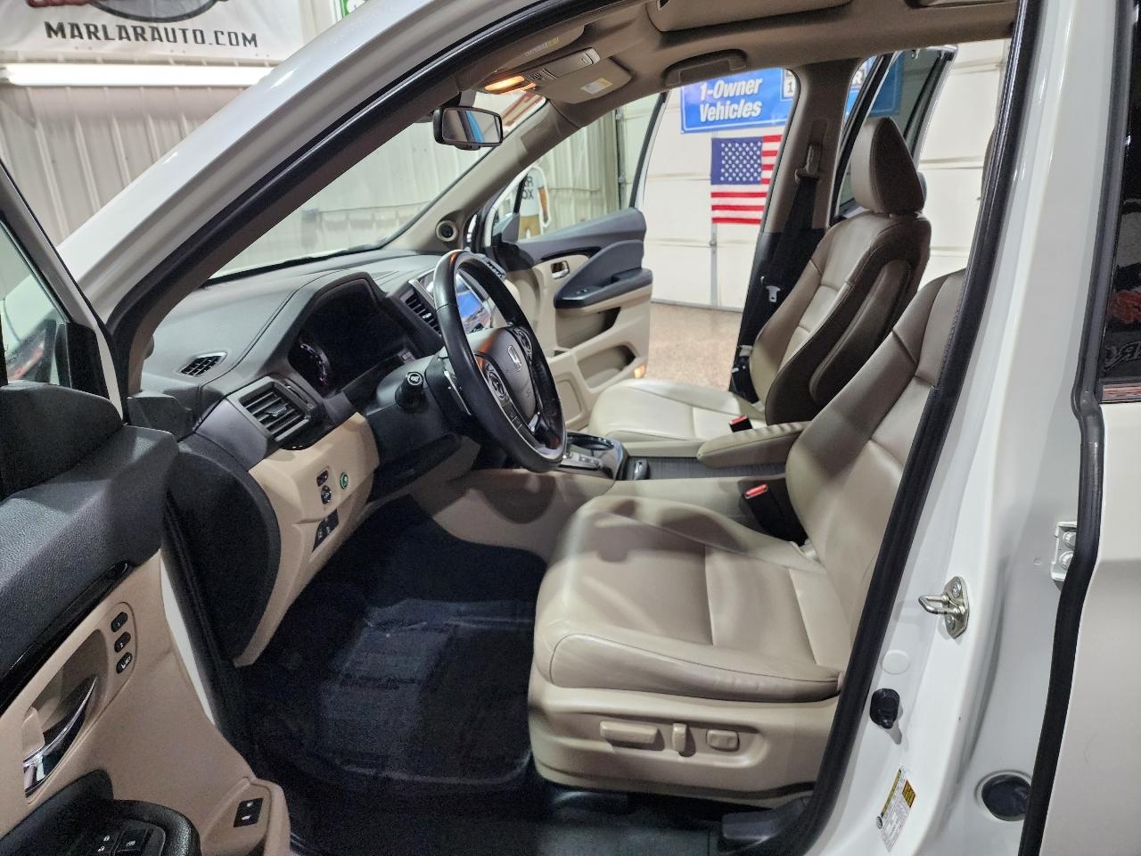 Honda Pilot Touring AWD 2017