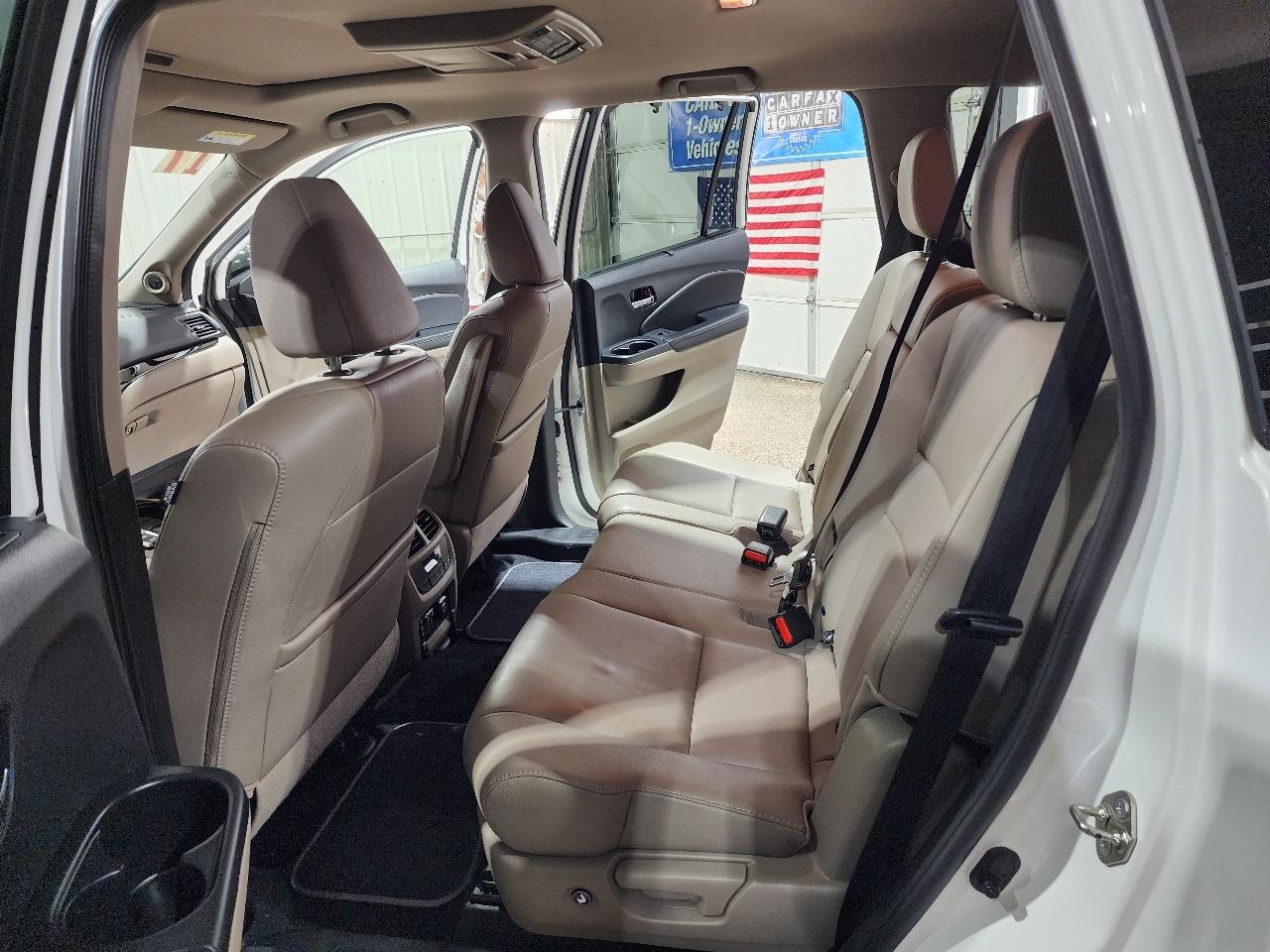 Honda Pilot Touring AWD 2017