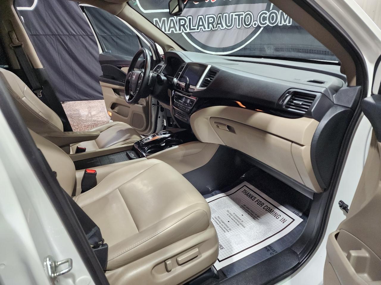 Honda Pilot Touring AWD 2017