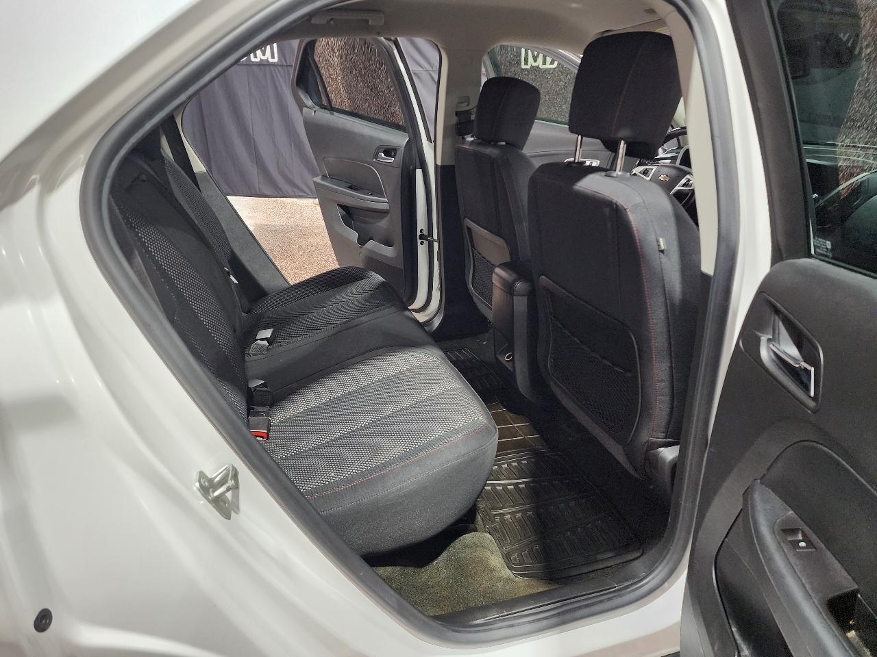 Chevrolet Equinox AWD 4dr LT w/1LT 2017