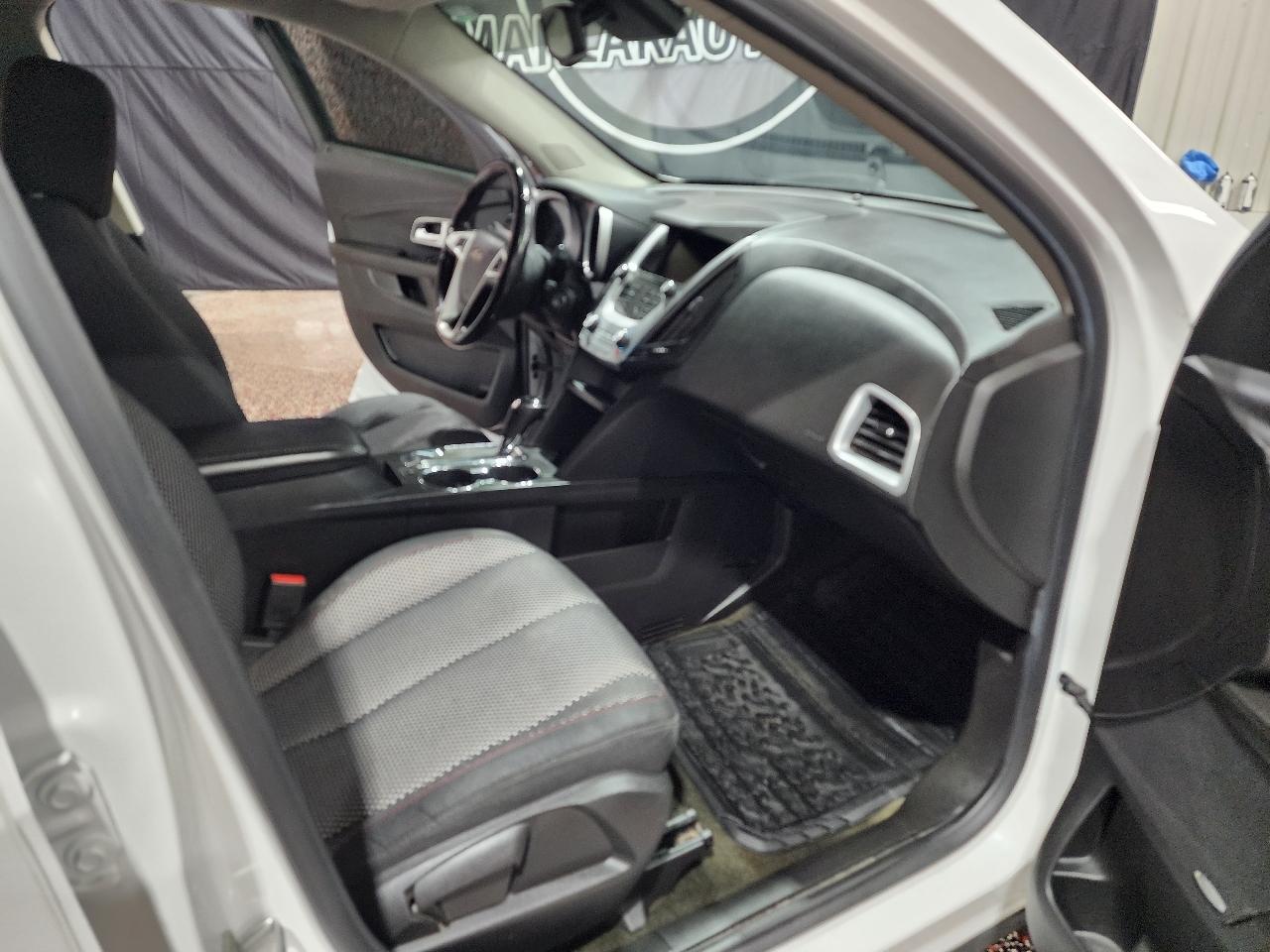 Chevrolet Equinox AWD 4dr LT w/1LT 2017