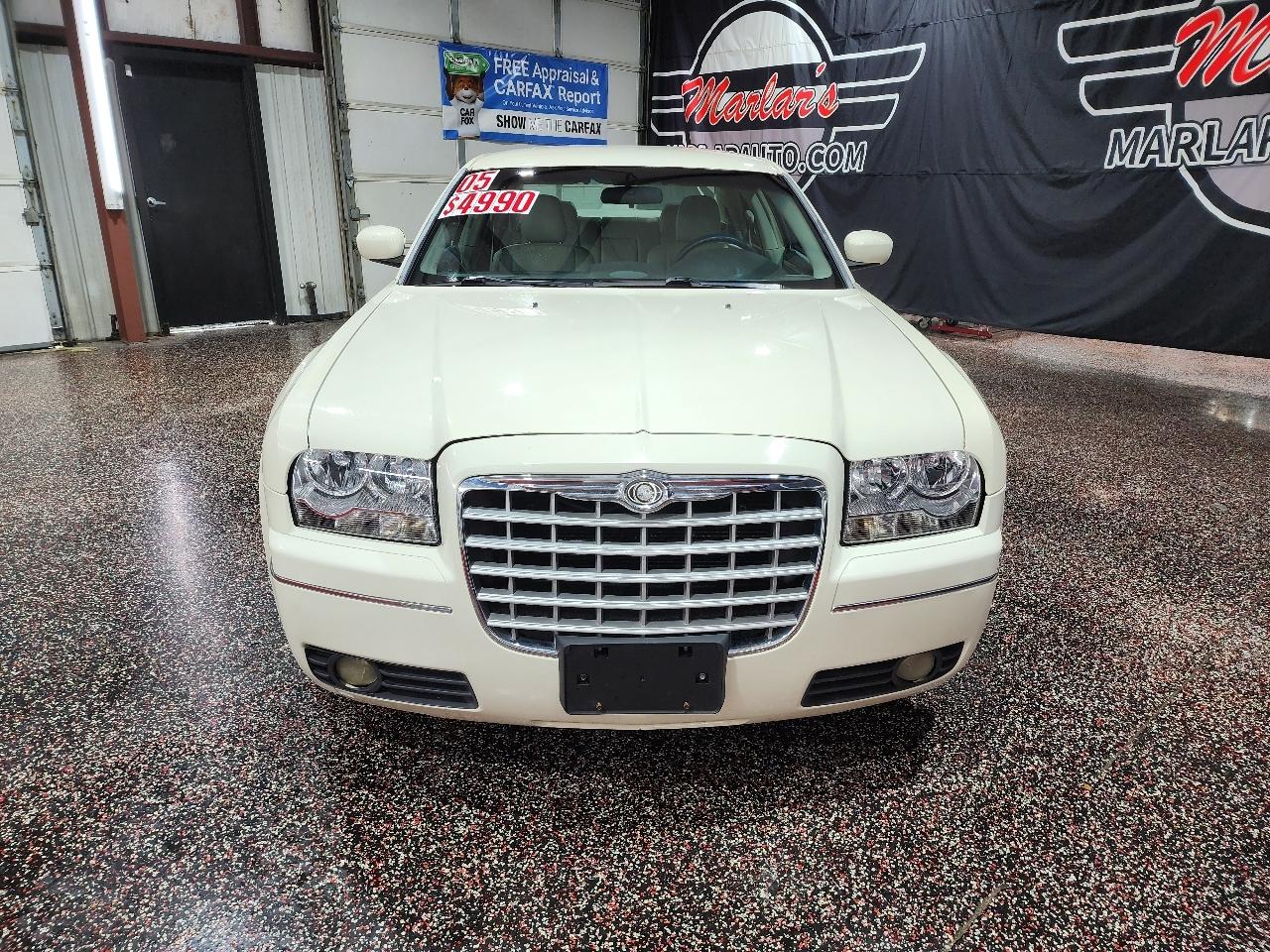 Chrysler 300 4dr Sdn 300 Touring *Ltd Avail* 2005