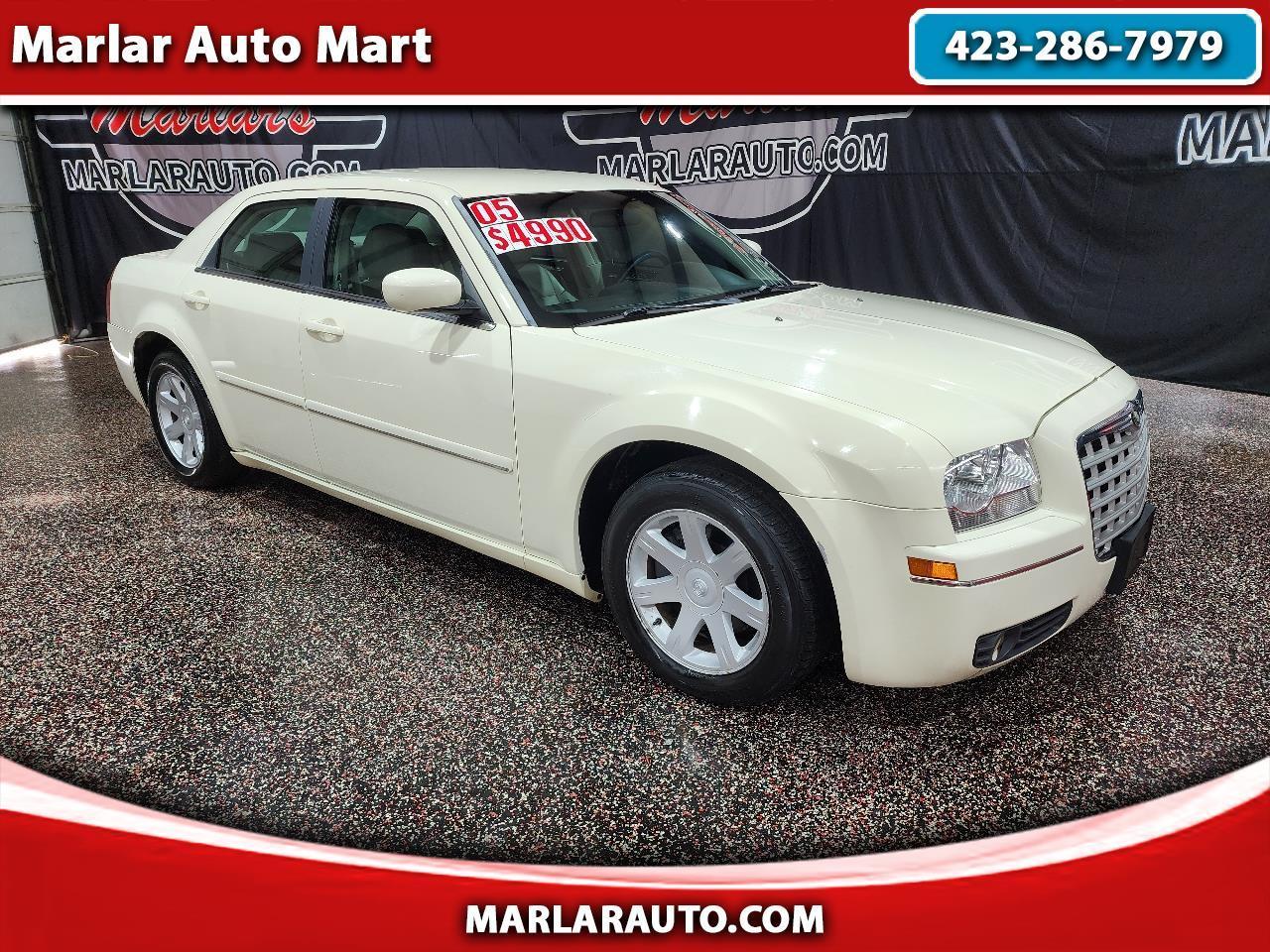2005 Chrysler 300 4dr Sdn 300 Touring *Ltd Avail*