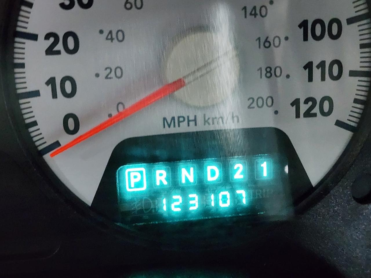 Dodge Ram 2500 4WD Mega Cab 160.5" SLT 2007