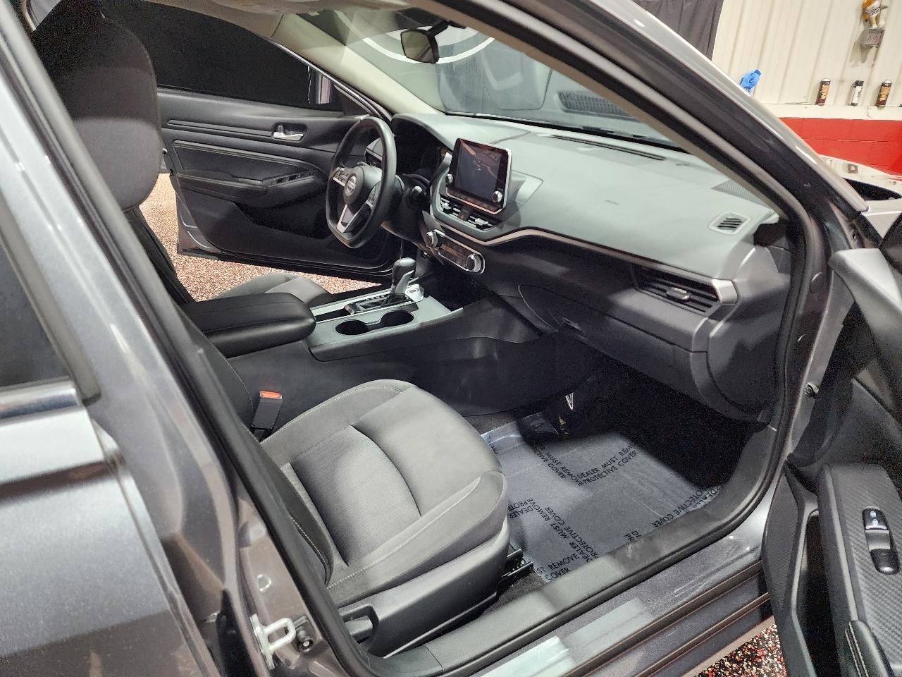 Nissan Altima 2.5 S Sedan 2020