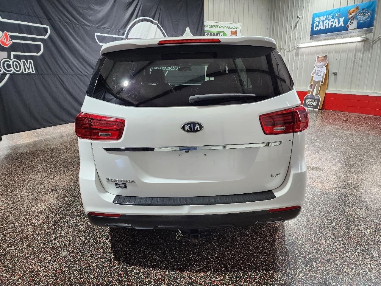 Kia Sedona LX FWD 2020