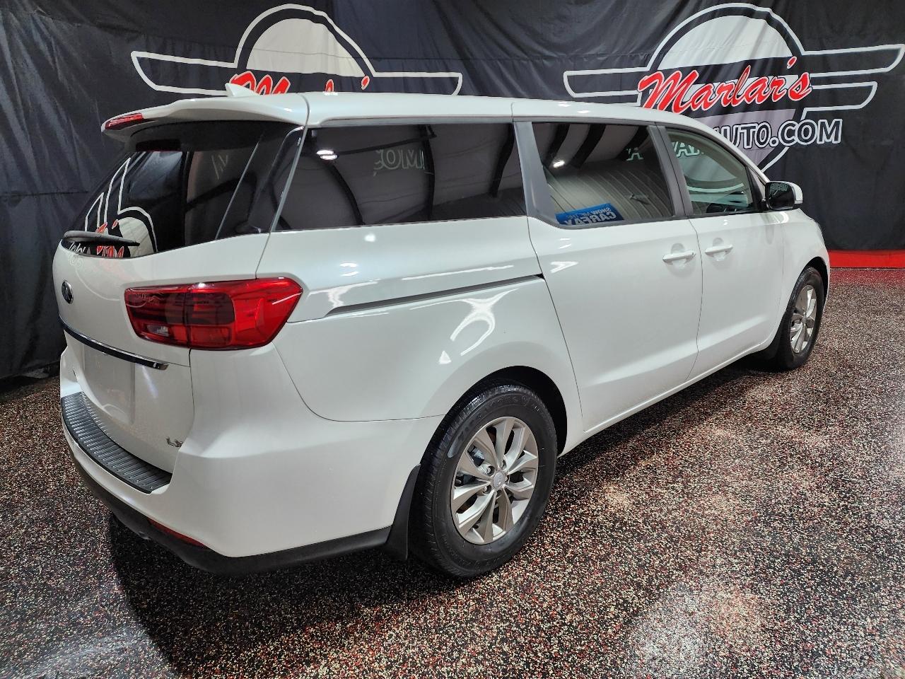Kia Sedona LX FWD 2020