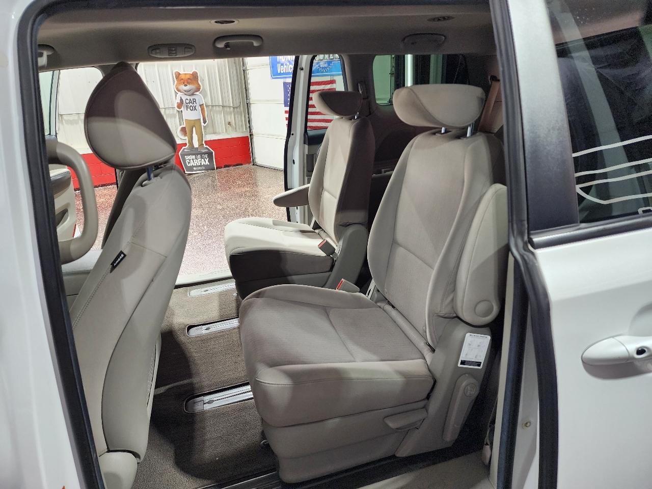 Kia Sedona LX FWD 2020