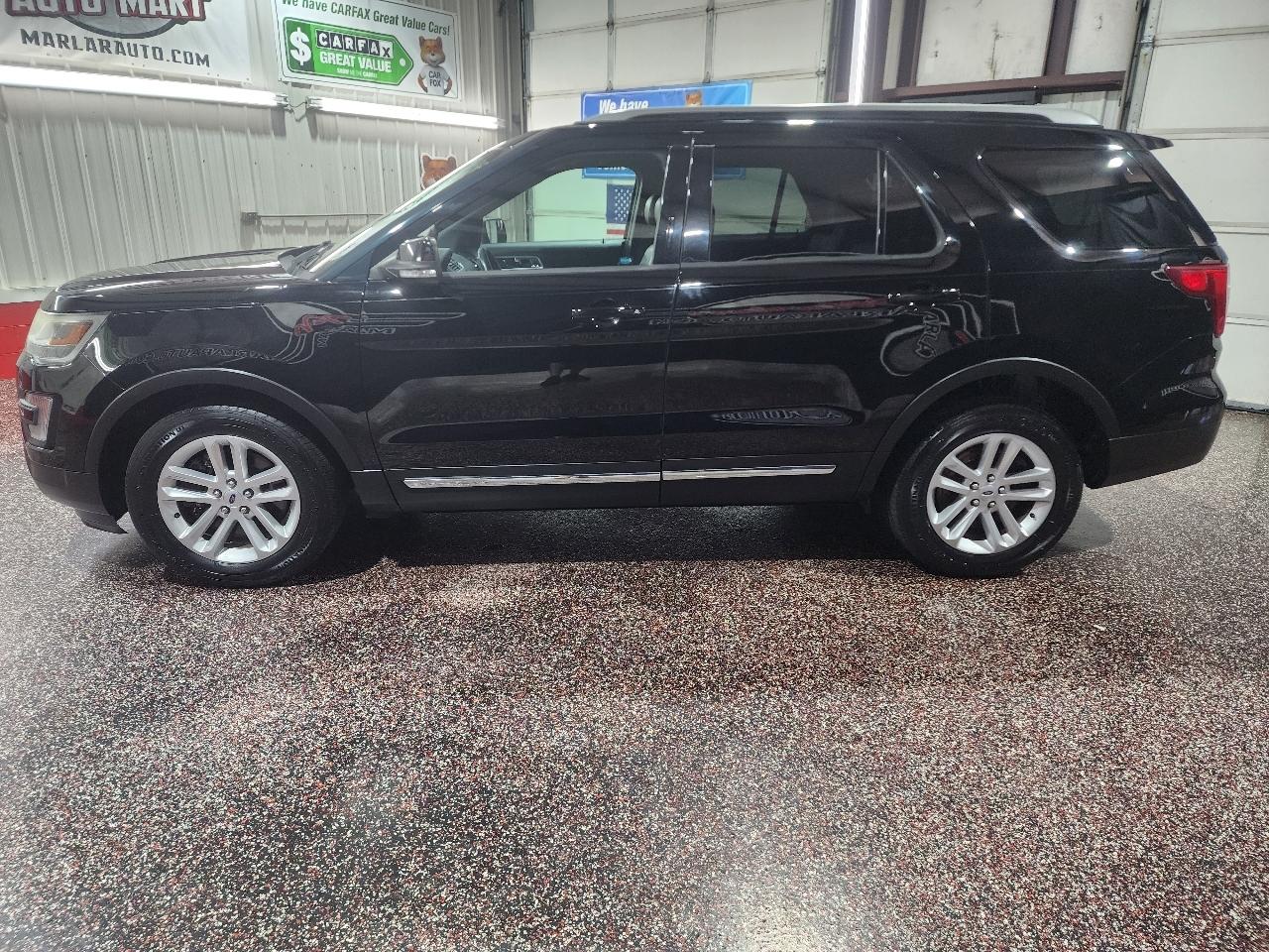 Ford Explorer XLT FWD 2017