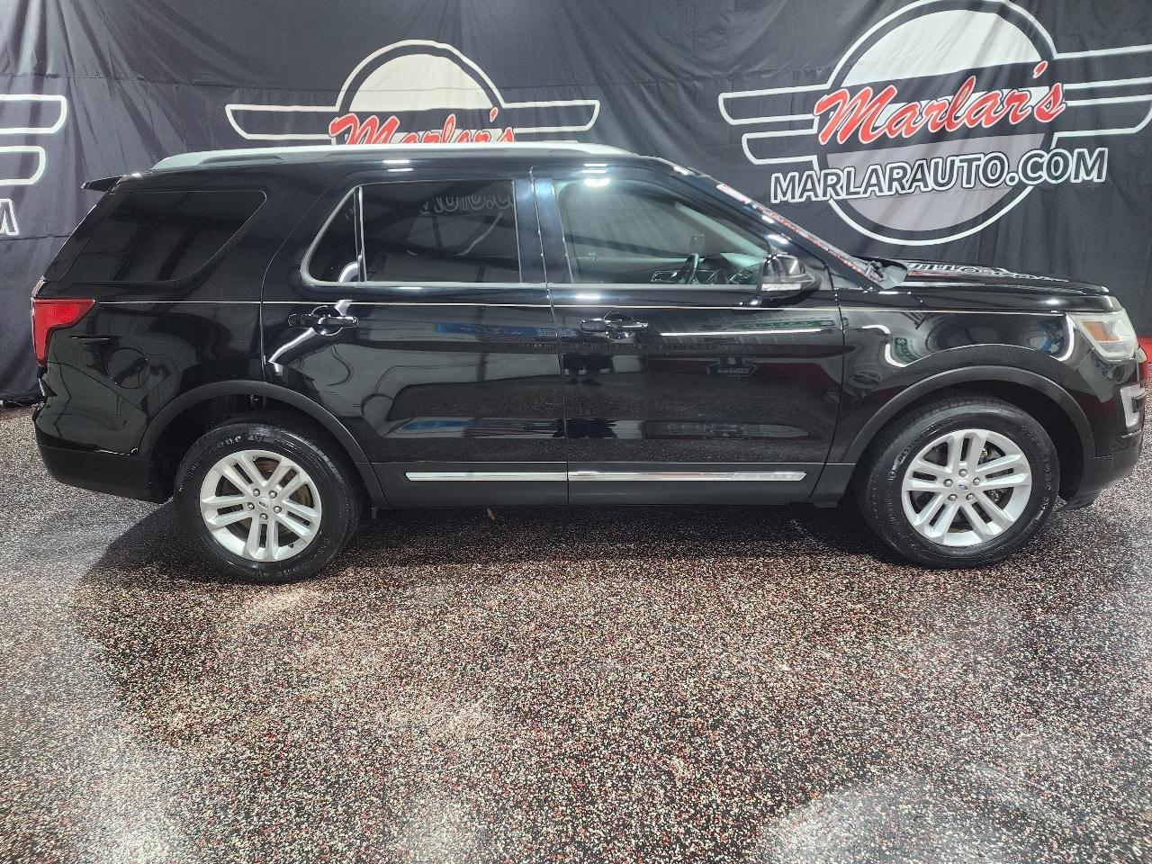 Ford Explorer XLT FWD 2017