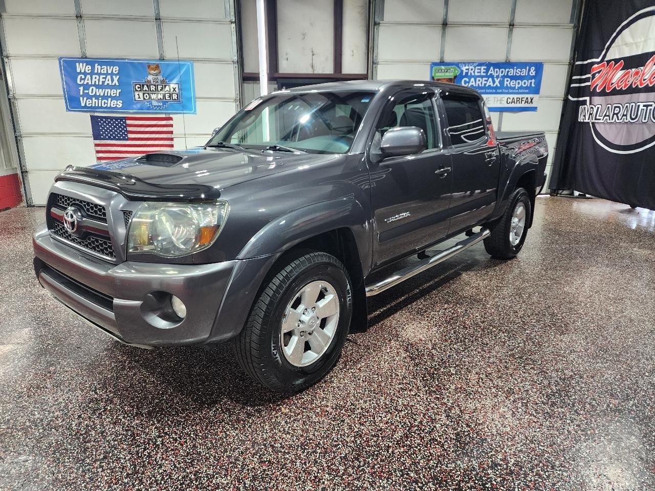 Toyota Tacoma 4WD Double V6 MT (Natl) 2011