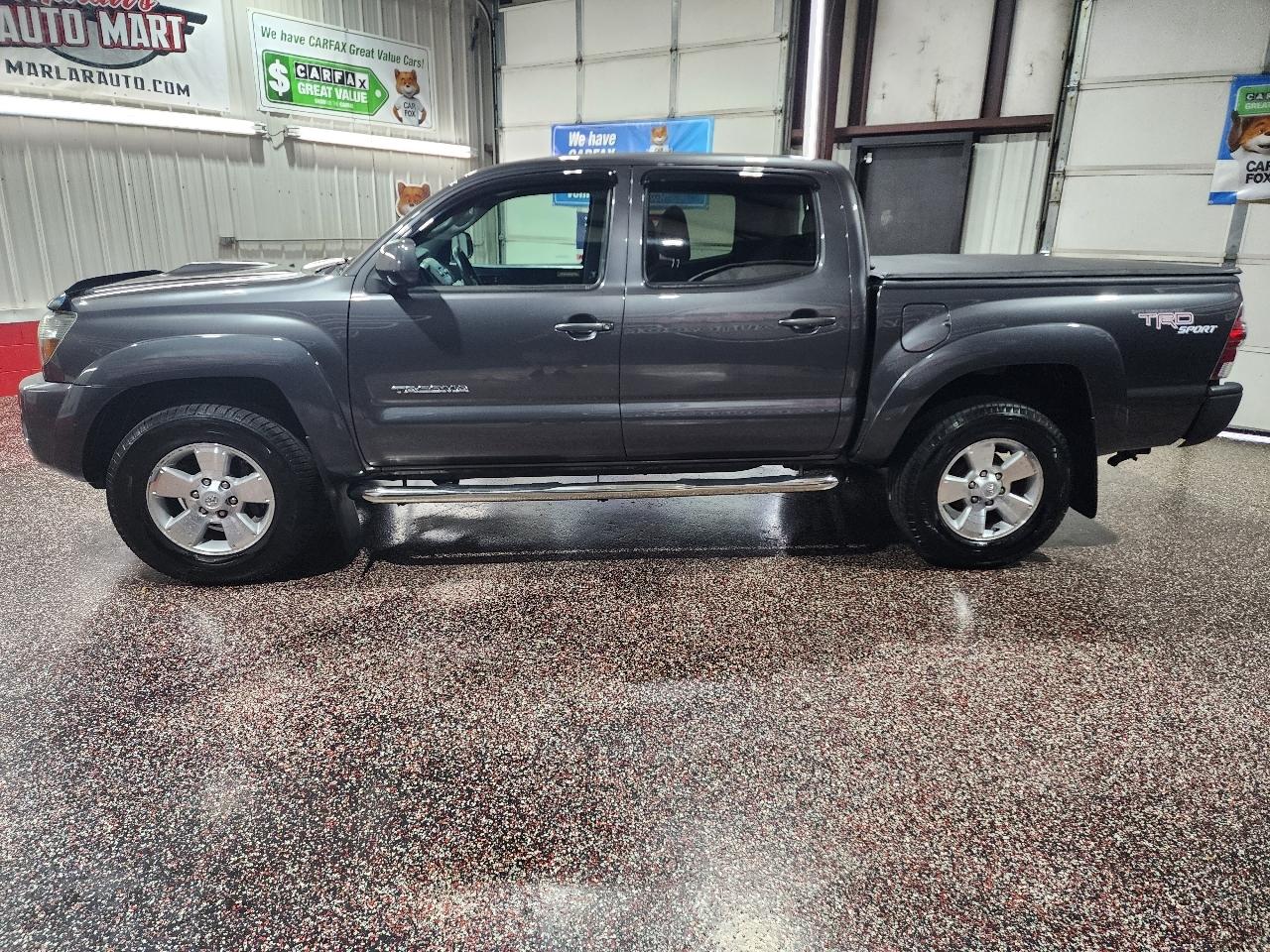 Toyota Tacoma 4WD Double V6 MT (Natl) 2011