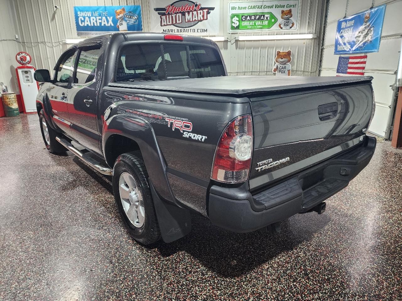 Toyota Tacoma 4WD Double V6 MT (Natl) 2011
