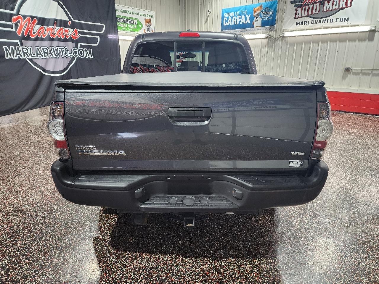 Toyota Tacoma 4WD Double V6 MT (Natl) 2011