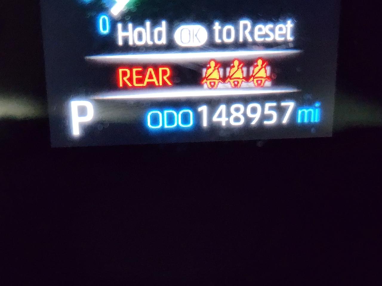 Toyota RAV4 LE FWD (Natl) 2021