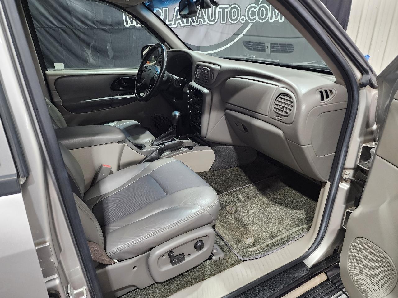 Chevrolet TrailBlazer 4dr 4WD LT 2004