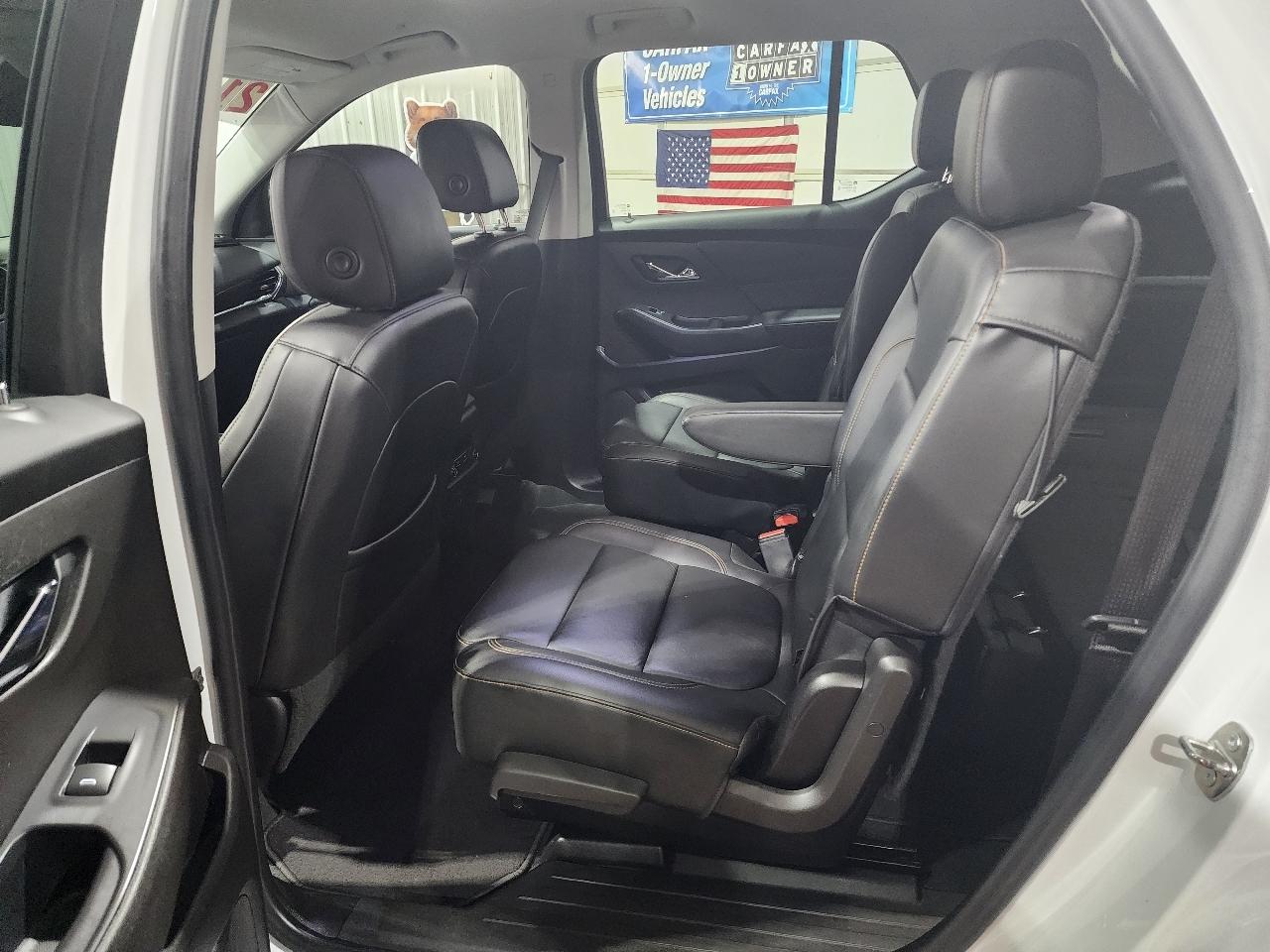Chevrolet Traverse FWD 4dr LT Leather 2021