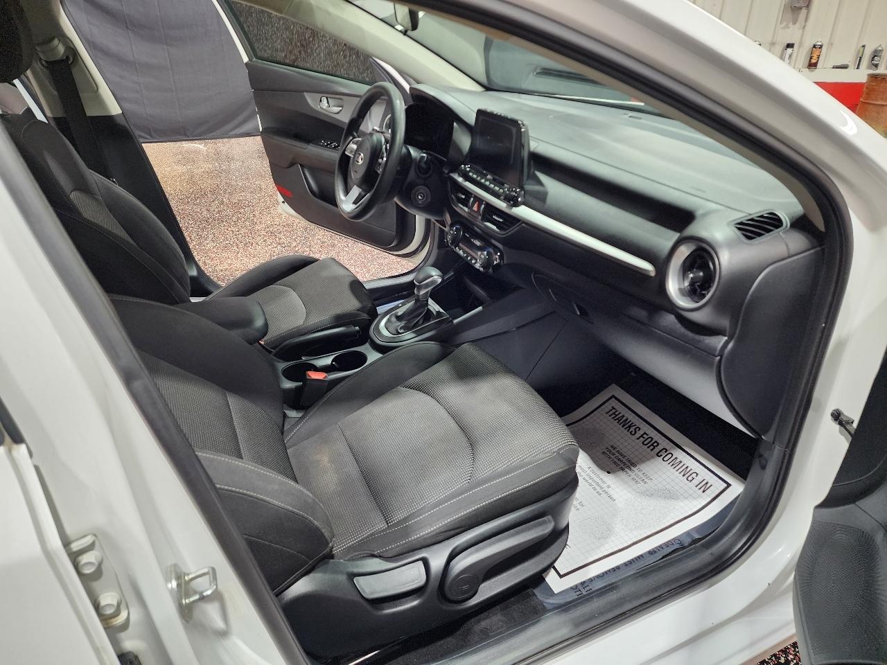 Kia Forte LXS IVT 2019