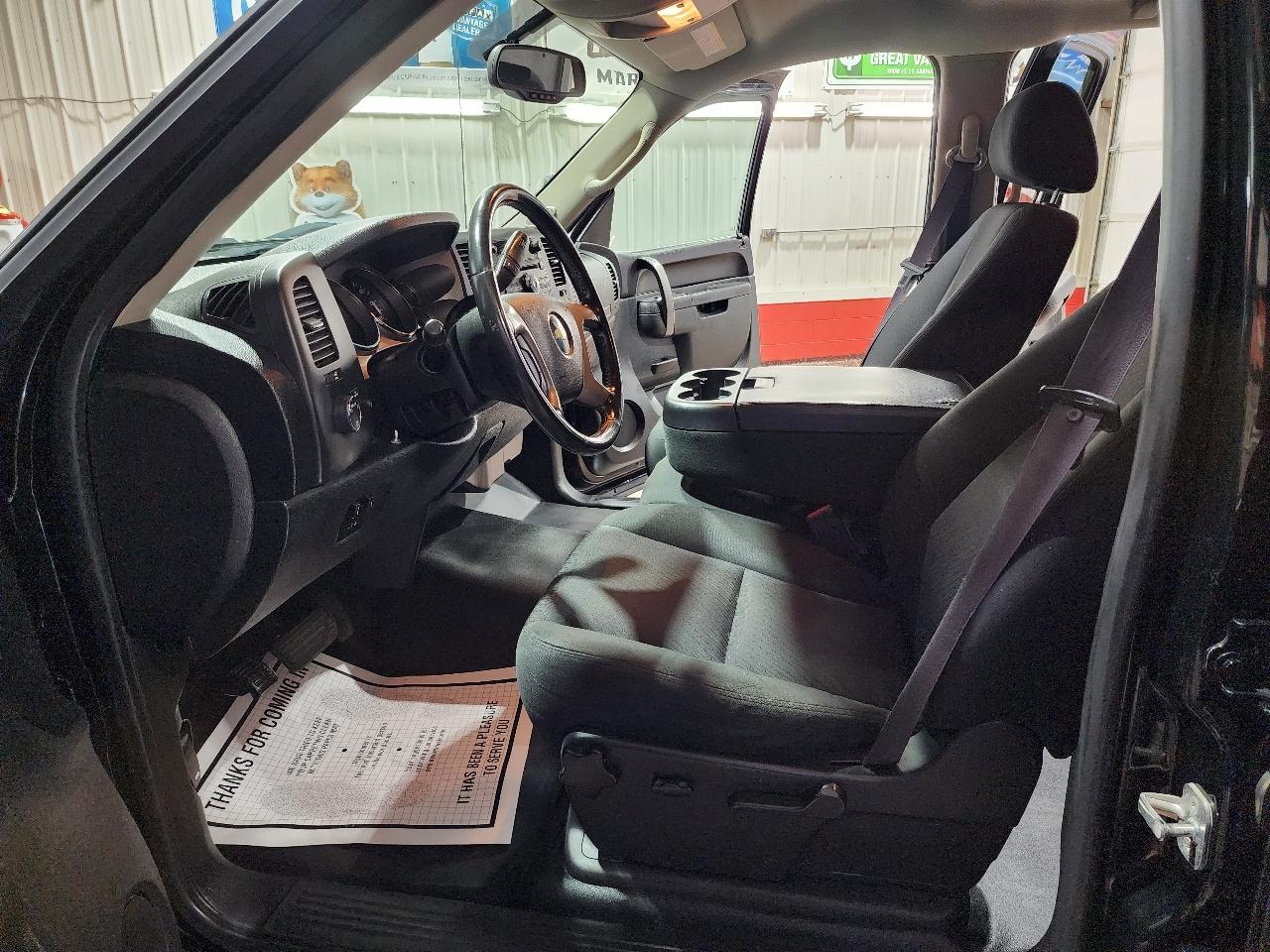 Chevrolet Silverado 3500HD 4WD Crew Cab 171.5" WB, 59.4" CA LT 2012