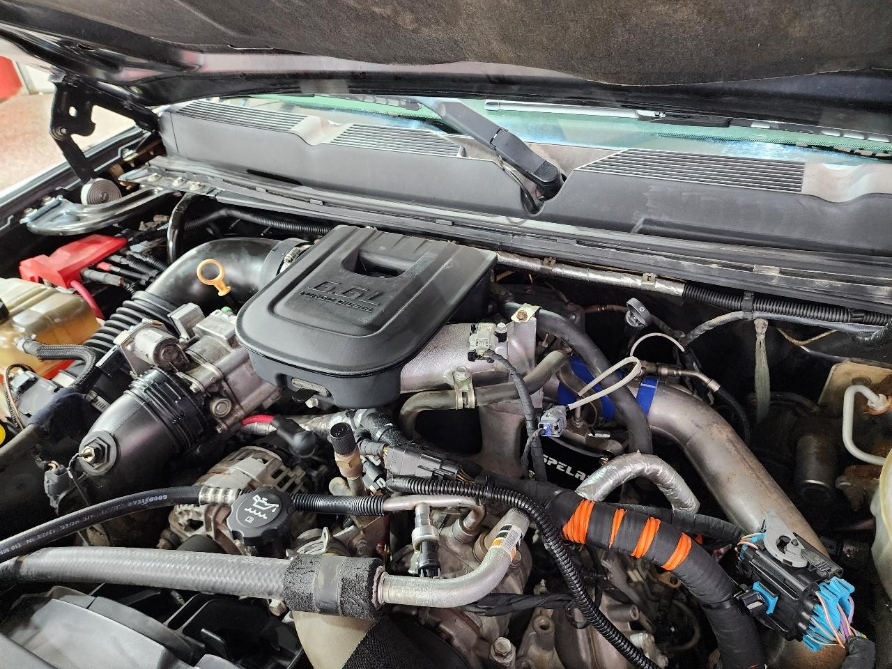 Chevrolet Silverado 3500HD 4WD Crew Cab 171.5" WB, 59.4" CA LT 2012