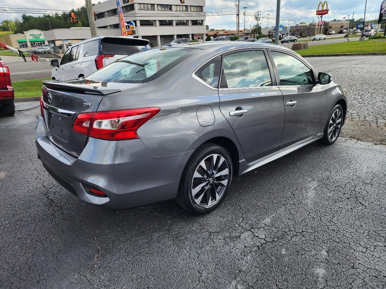 Nissan Sentra SR CVT 2017