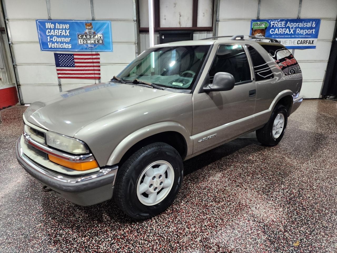 Chevrolet Blazer 2dr 4WD LS 2001