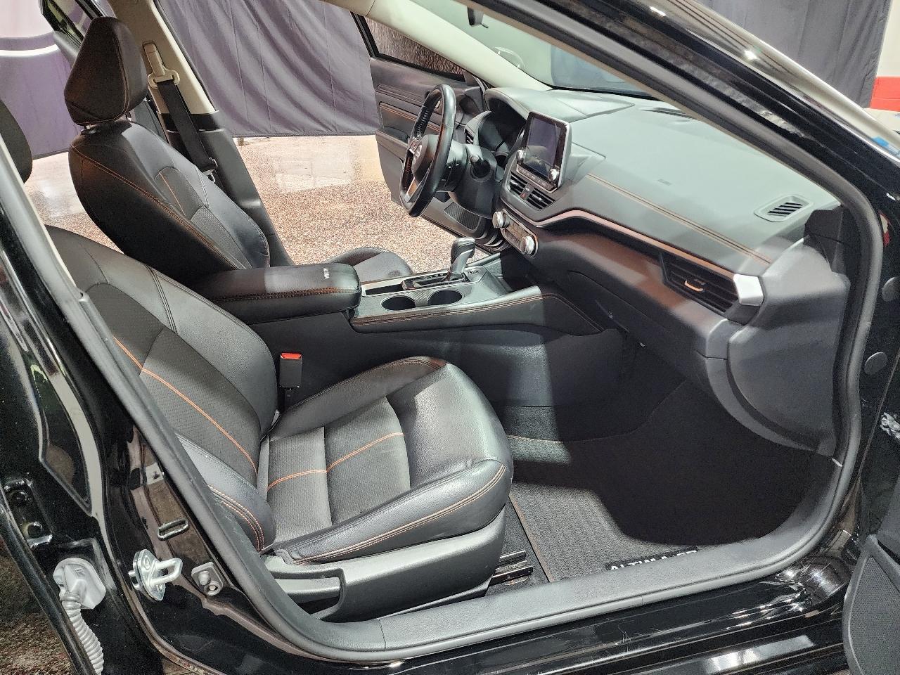 Nissan Altima 2.5 SR Sedan 2019