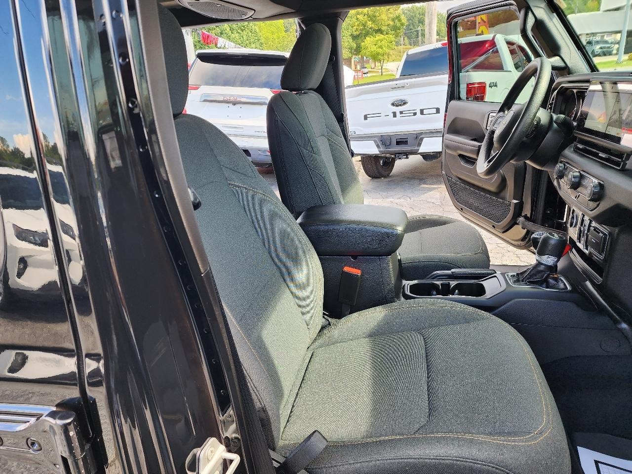 Jeep Wrangler Sport 4 Door 4x4 2025