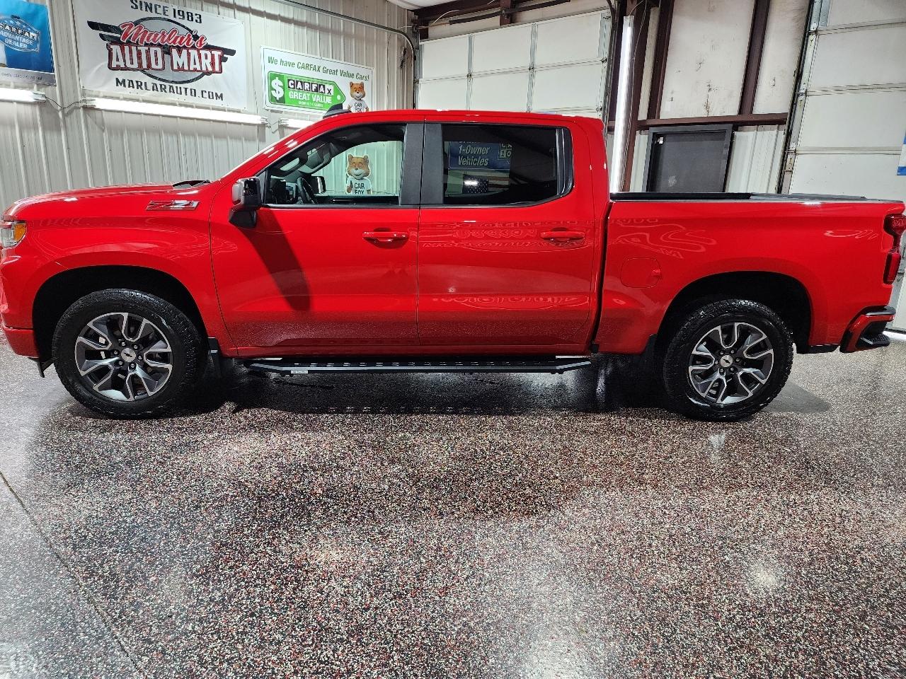 Chevrolet Silverado 1500 4WD Crew Cab 147" RST 2022