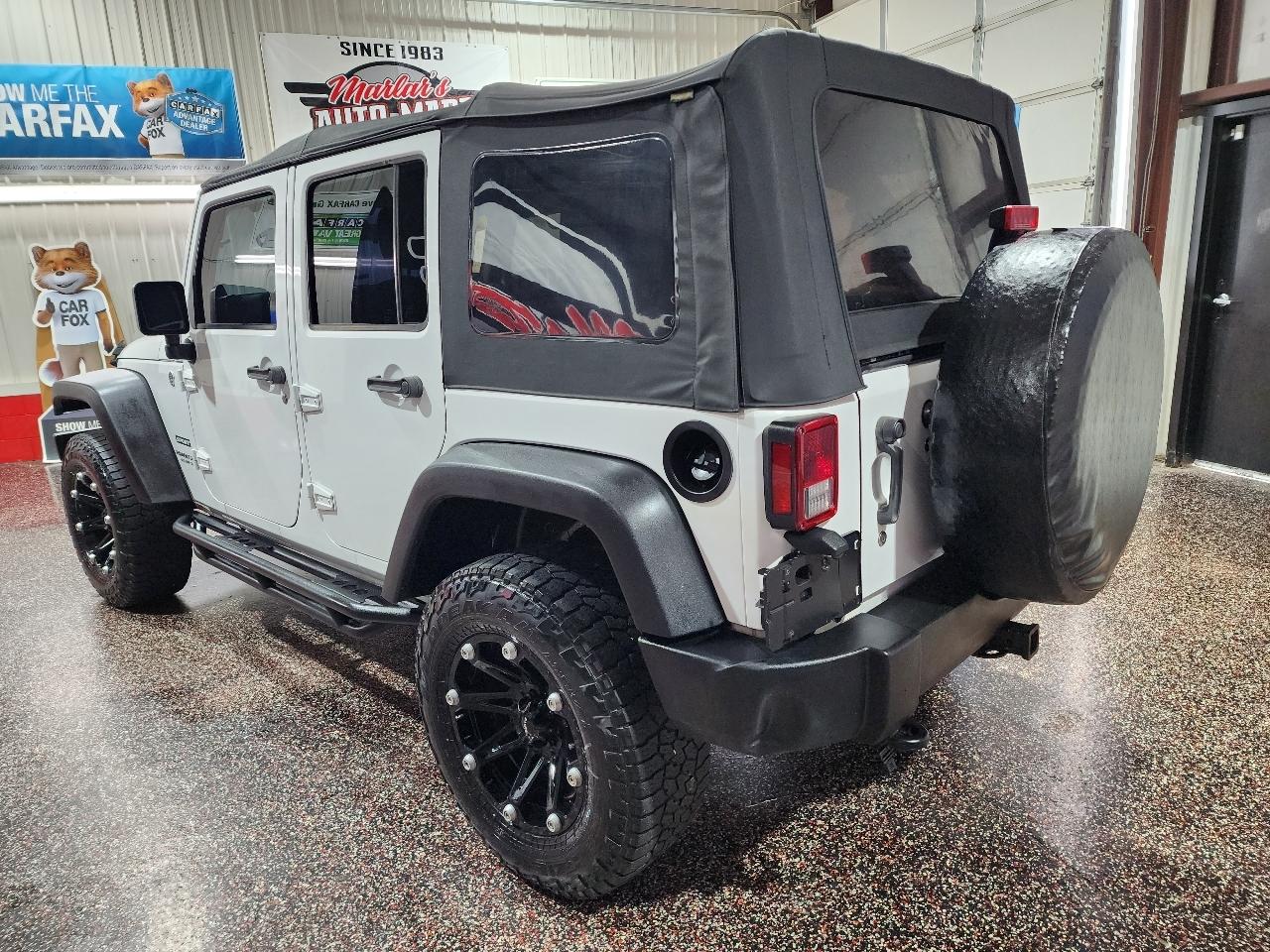 Jeep Wrangler Unlimited 4WD 4dr Sport 2014