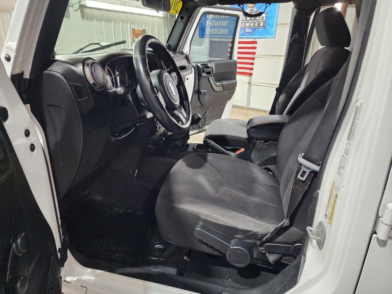 Jeep Wrangler Unlimited 4WD 4dr Sport 2014
