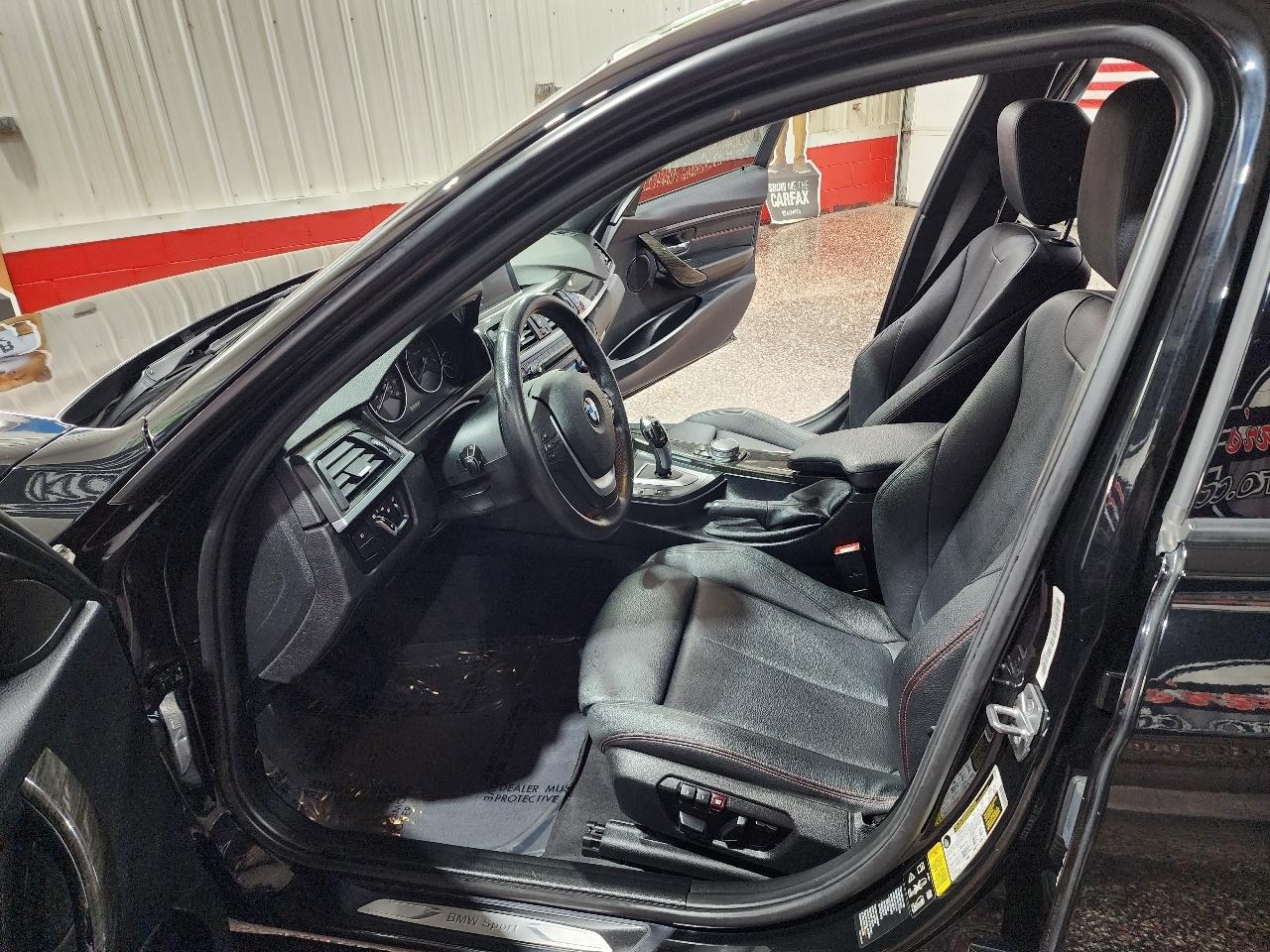 BMW 3 Series 4dr Sdn 328i xDrive AWD SULEV 2015