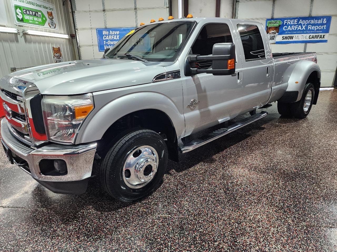Ford Super Duty F-350 DRW 4WD Crew Cab 172" Platinum 2015