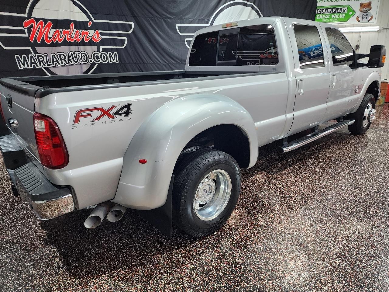 Ford Super Duty F-350 DRW 4WD Crew Cab 172" Platinum 2015