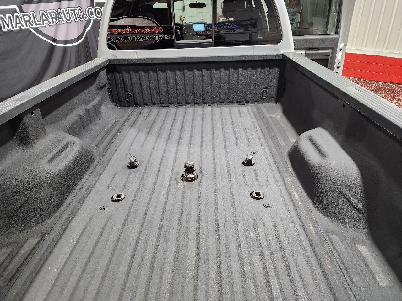 Ford Super Duty F-350 DRW 4WD Crew Cab 172" Platinum 2015