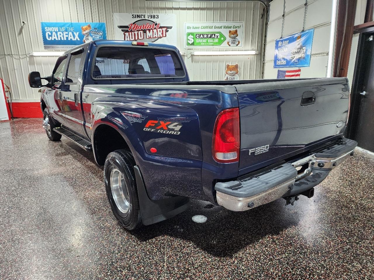 Ford Super Duty F-350 DRW Crew Cab 172" King Ranch 4WD 2003