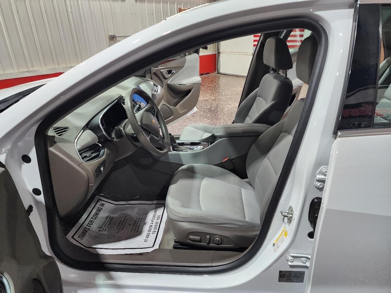 Chevrolet Malibu 4dr Sdn LT w/1LT 2019
