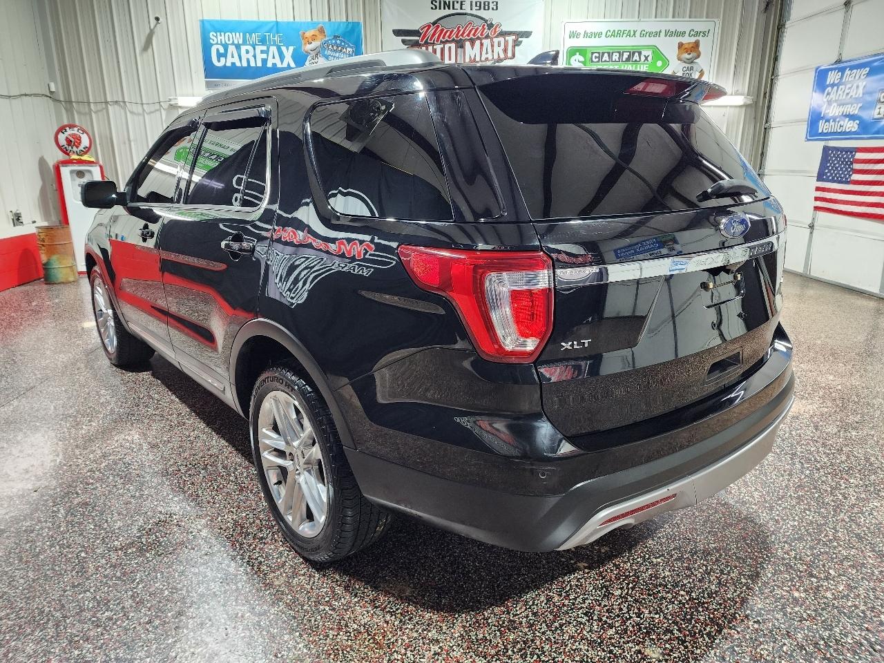 Ford Explorer XLT 4WD 2017