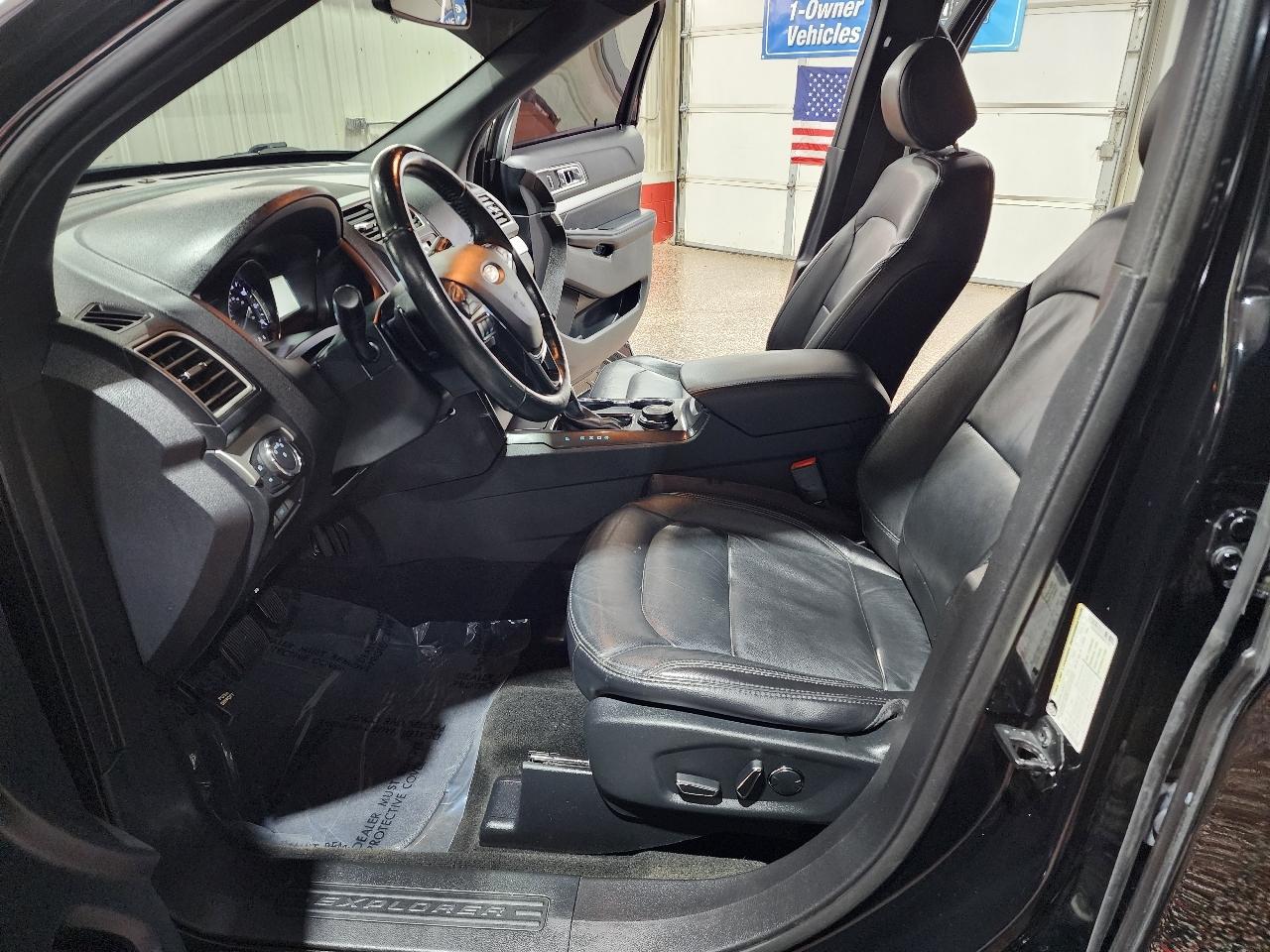 Ford Explorer XLT 4WD 2017