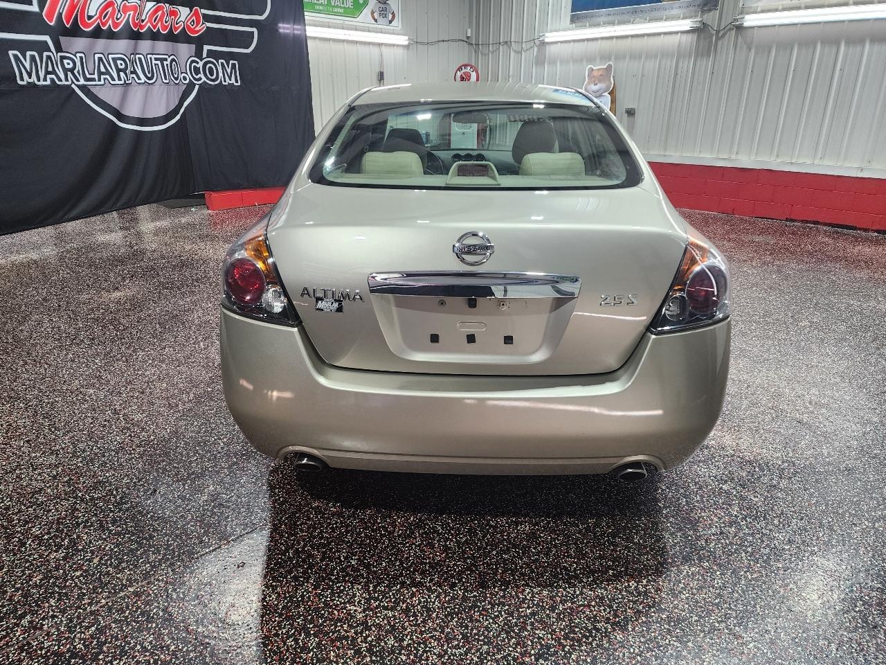 Nissan Altima 4dr Sdn I4 CVT 2.5 S 2010