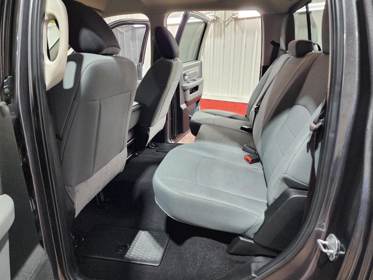 RAM 1500 SLT 4x4 Crew Cab 5'7" Box 2018