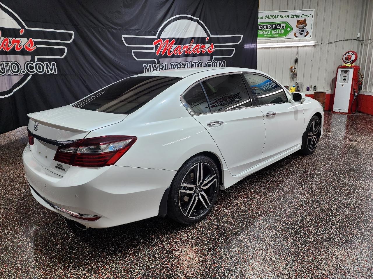 Honda Accord Sedan Touring Auto 2017