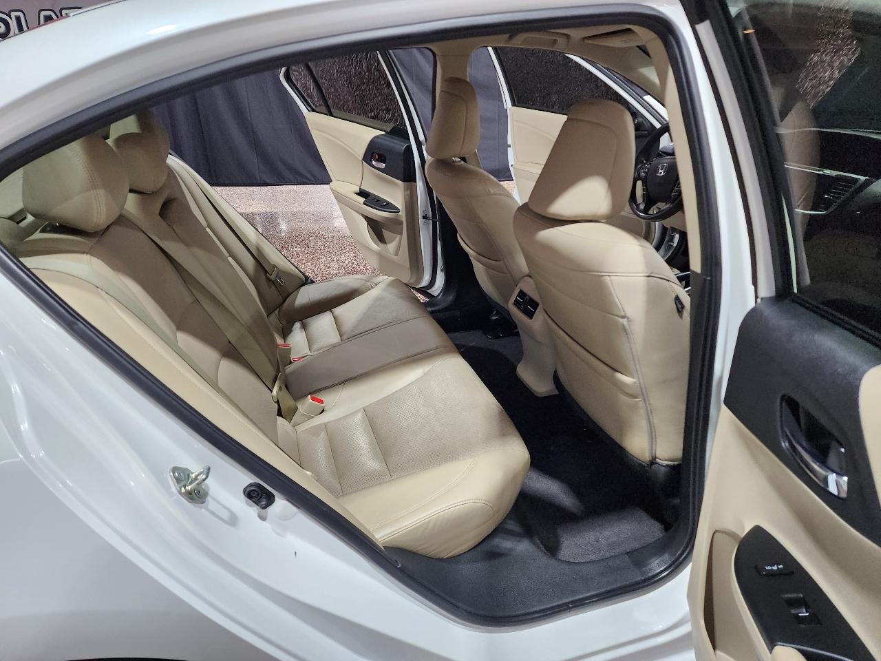 Honda Accord Sedan Touring Auto 2017